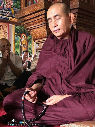 ครูบาบุญชุ่ม