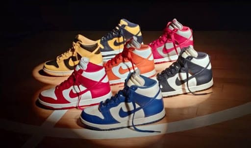 NIKE DUNK