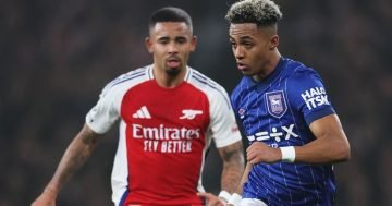 What Arsenal did to Omari Hutchinson after dive as Leandro Trossard shouts at Myles Lewis-Skelly
