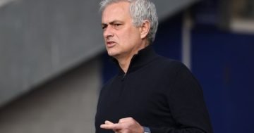 Ange Postecoglou sent major Jose Mourinho Tottenham sack warning