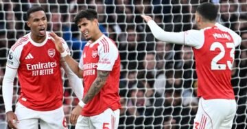 อาร์เซนอล, ไบรท์ตัน, เปลี่ยนแปลง, ผู้เล่นใหม่, สตาร์ทครั้งแรก